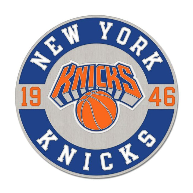 New York Knicks round est Collector Enamel Pin Jewelry Card