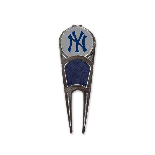 Herramienta para reparar marcas de pelotas de golf de los New York Yankees*