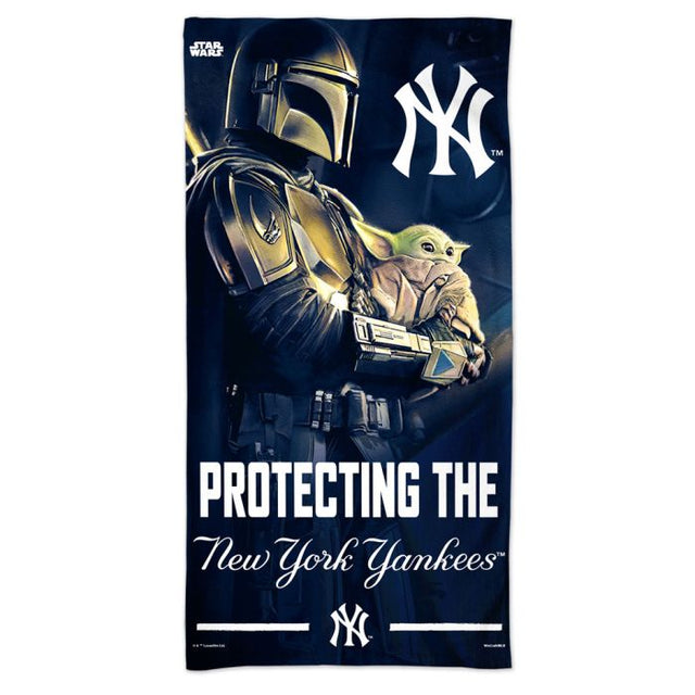 Toalla de playa Spectra de los New York Yankees y Star Wars Mandalorian de 30 x 60 pulgadas