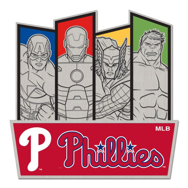 Tarjeta de joyería con pin de colección de los Philadelphia Phillies/Marvel (c) 2021