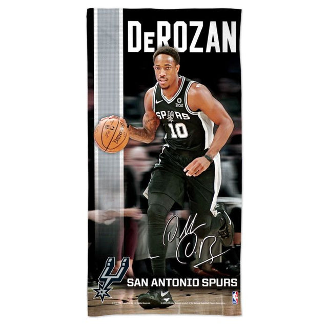 Toalla de playa Spectra de los San Antonio Spurs de 30" x 60" de DeMar DeRozan