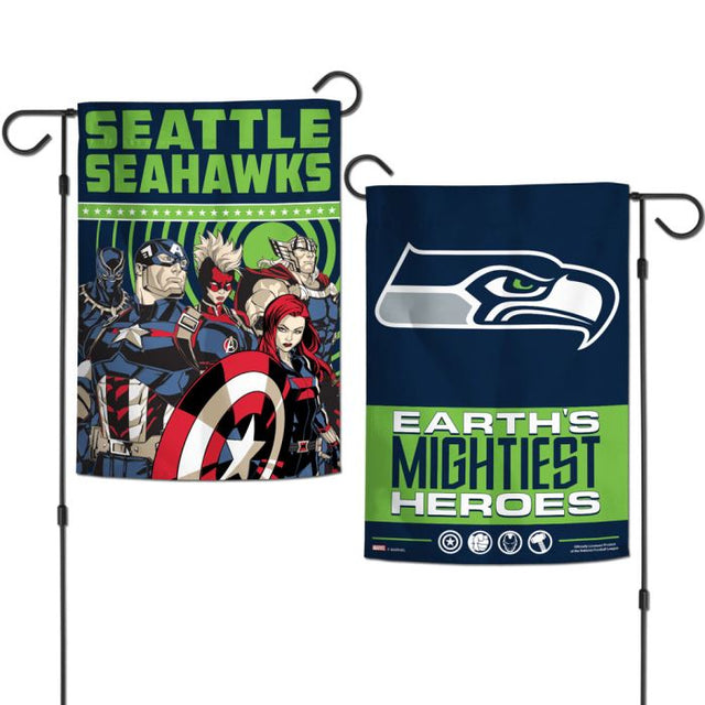 Banderas de jardín de Marvel de Seattle Seahawks/Marvel (C) 2021, de 2 lados, 12,5" x 18"