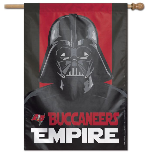 Bandera vertical de los Tampa Bay Buccaneers y Star Wars Vader de 28" x 40"