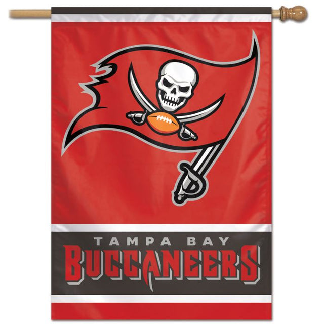 Bandera vertical de los Tampa Bay Buccaneers de 28" x 40"