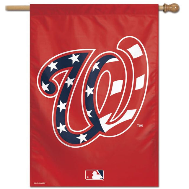 Bandera vertical de los Washington Nationals de 28" x 40"