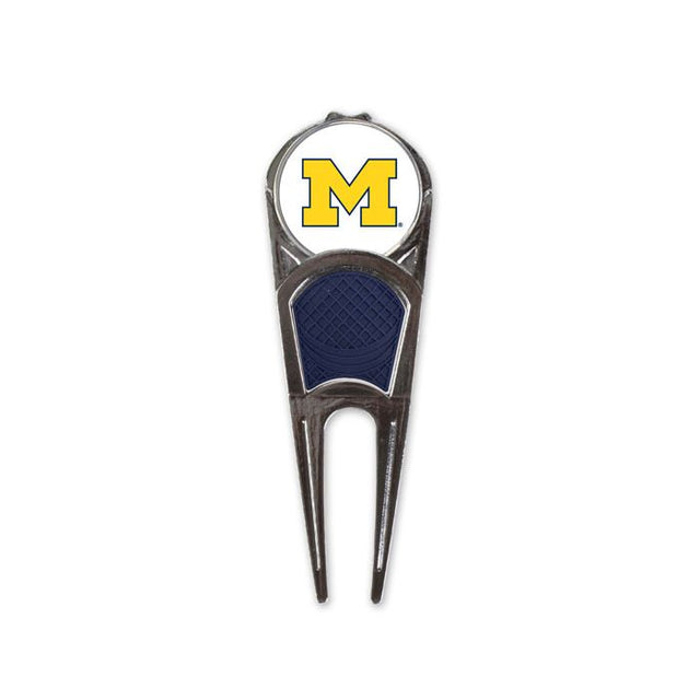 Herramienta para reparar marcas de pelotas de golf de los Michigan Wolverines*