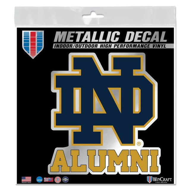 Calcomanía metálica de Notre Dame Fighting Irish N/D ALUMNI de 6" x 6"