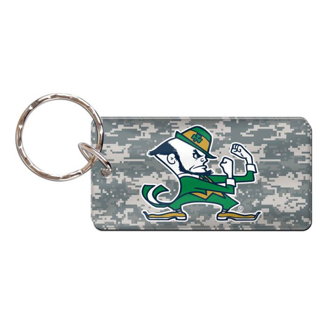 Llavero rectangular con diseño de camuflaje de Notre Dame Fighting Irish