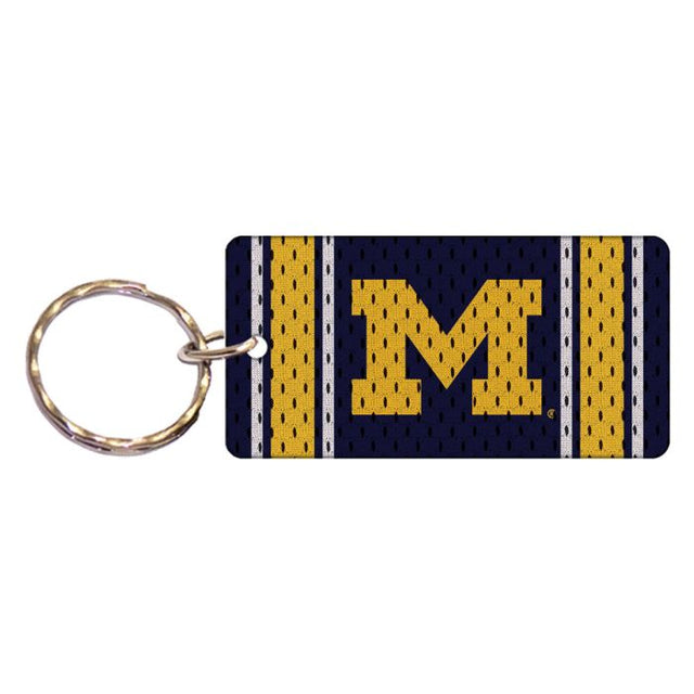 Llavero rectangular con la camiseta de los Michigan Wolverines