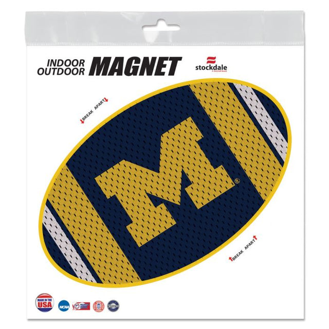 Imanes para exteriores de la camiseta Michigan Wolverines de 6" x 6"