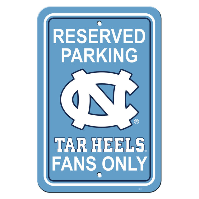 Letrero de plástico de 12 x 18 de los Tar Heels de Carolina del Norte, estilo de estacionamiento reservado CO