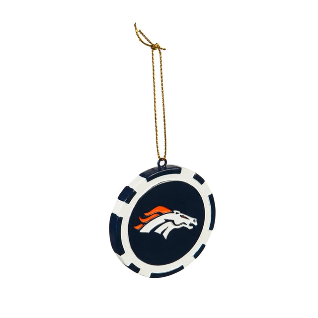 Ficha de juego con adornos de los Denver Broncos