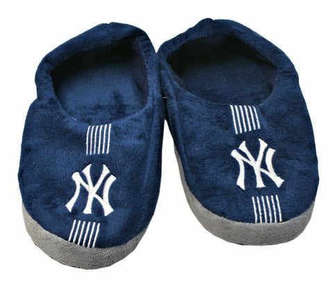 New York Yankees Slippers - Youth 4-7 Stripe (12 pc case) CO