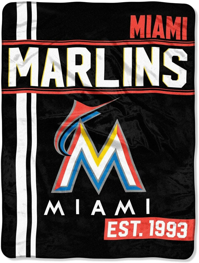 Manta de los Miami Marlins de 46 x 60 pulgadas con diseño Micro Raschel Walk Off enrollada