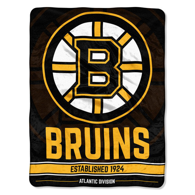 Manta de los Boston Bruins de 46 x 60 pulgadas, diseño micro Raschel Breakaway, enrollada