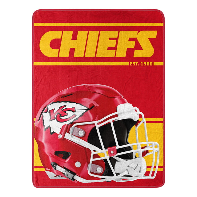 Manta de los Kansas City Chiefs de 46 x 60 pulgadas con diseño Micro Raschel Run enrollada